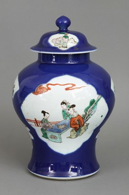 Lot 12 - Chinesische Porzellanvase