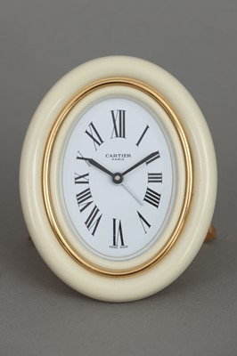 Lot 605 - CARTIER (Paris) Reiseuhr