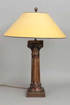 Lot 1772 - Tischlampe mit Fuß in Säulenform