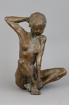 Lot 1119 - EVA DE MAIZIÈRE (1905-2003) Bronzefigur "Sitzender weiblicher Akt"