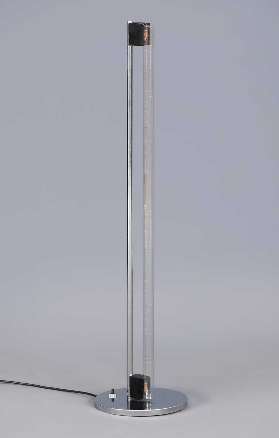 Lot 1790 - VEREINIGTE WERKSTÄTTEN Stehlampe nach einem Entwurf von EILEEN GRAY