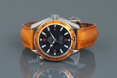 Lot 614 - OMEGA (Swiss) Seamaster "Planet Ocean" Professional Chronometer Armbanduhr